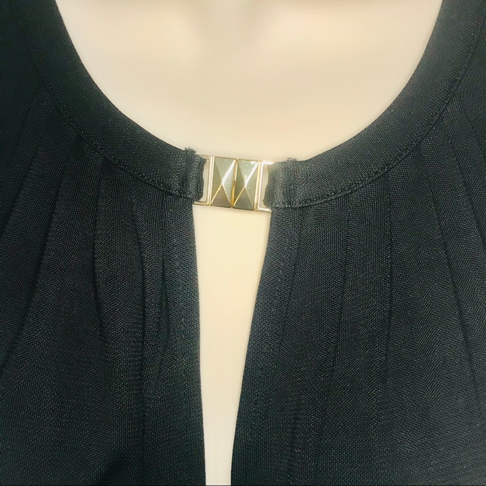 H&M Black Keyhole Sleeveless Blouse Gold Hardware Workwear Top Size S - Picture 4 of 6